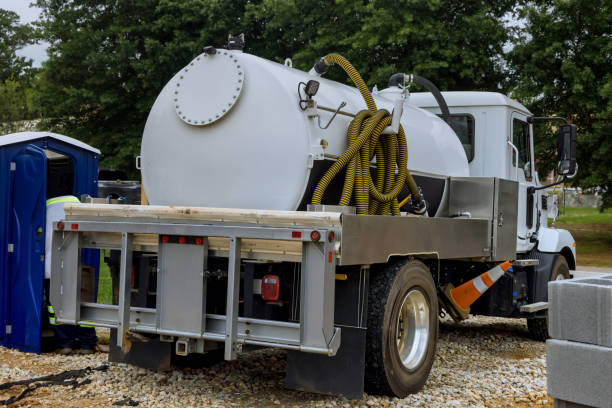 Portable Toilet Options We Offer in Hurricane, WV